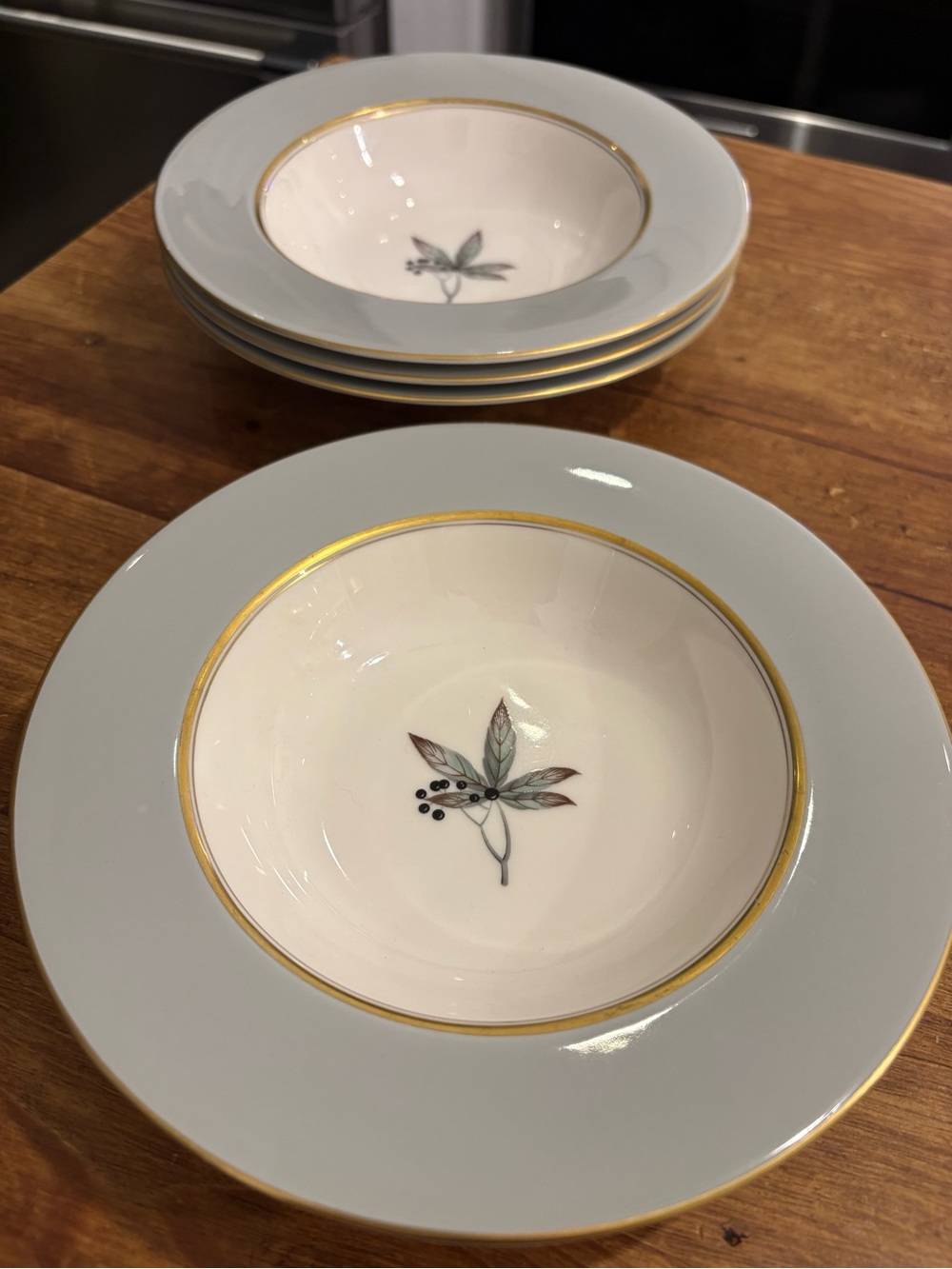 Woodmere by Castleton Gold Rim Porcelain Rim Soup Bowls - Leaf Motif